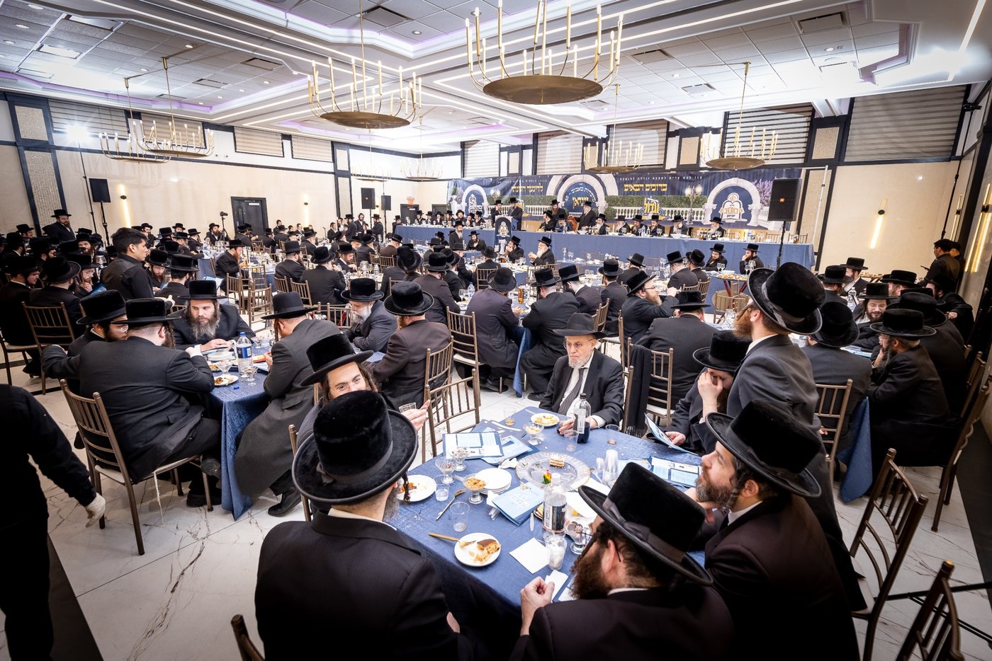 דינר לטובת מוסדות באבוב 45 ביוניאן