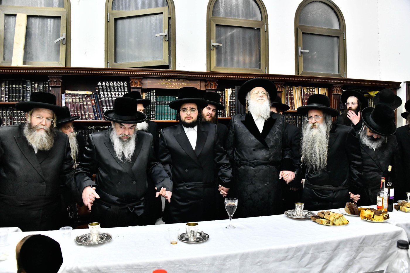 שמחת האירוסין בבית לעלוב - מודז'יץ - אופלע 