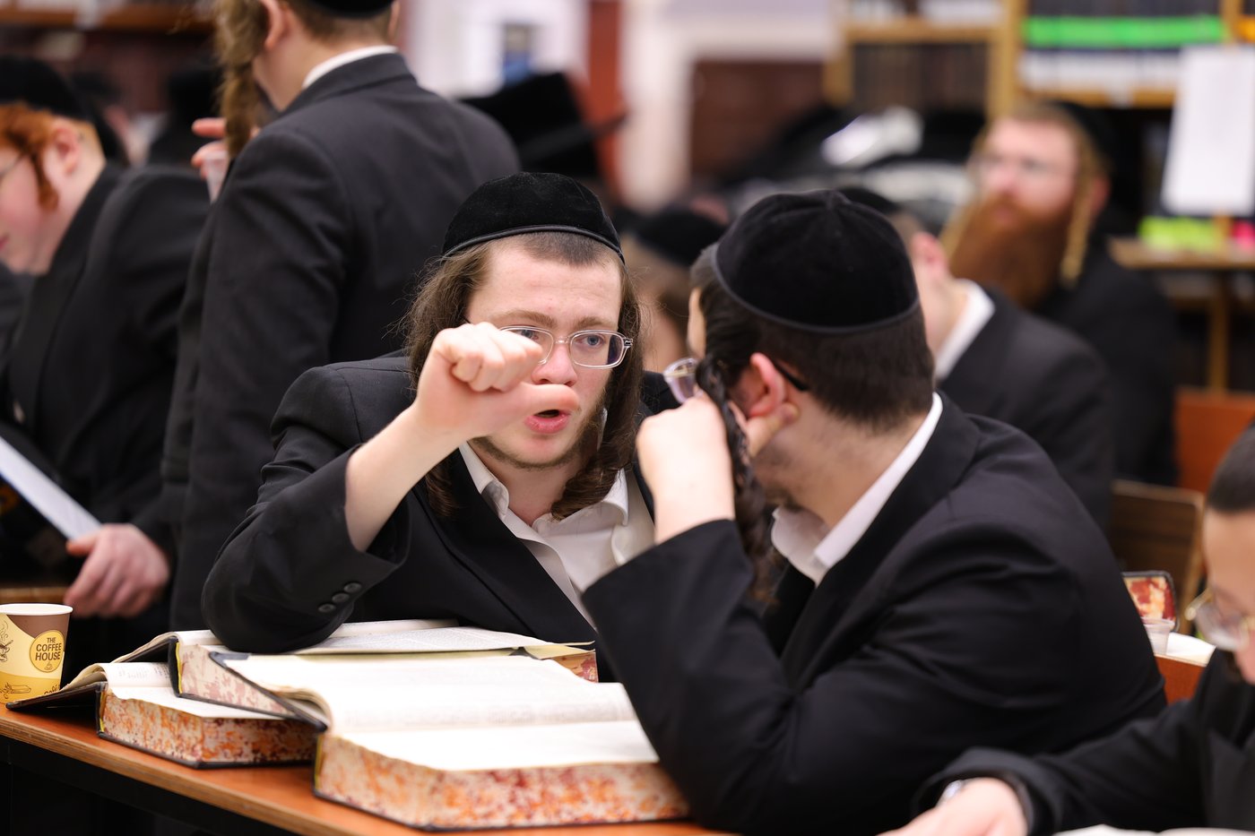 סדר לימוד של עשר שעות ברציפות בנדבורנה ירושלים