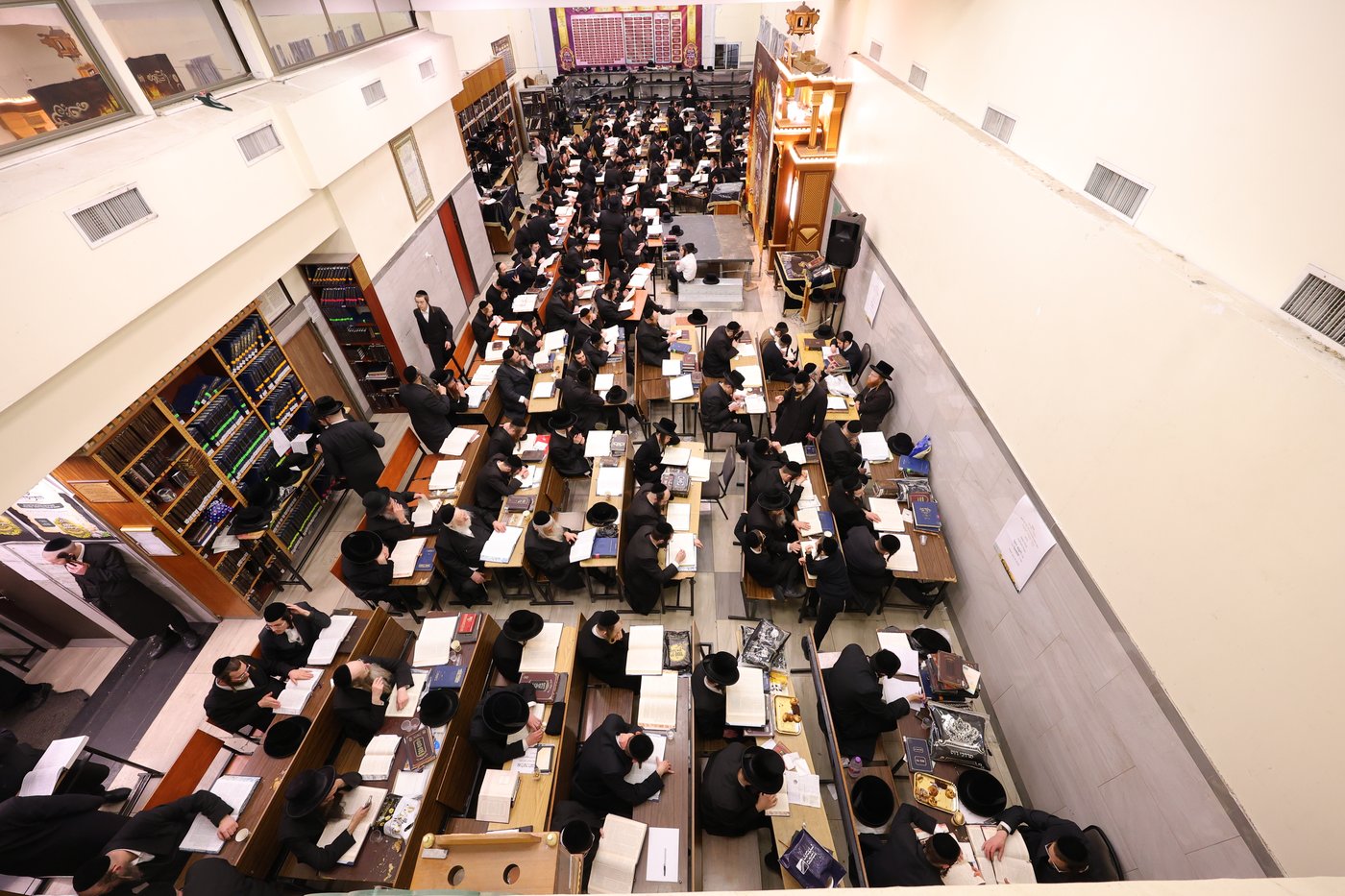 סדר לימוד של עשר שעות ברציפות בנדבורנה ירושלים