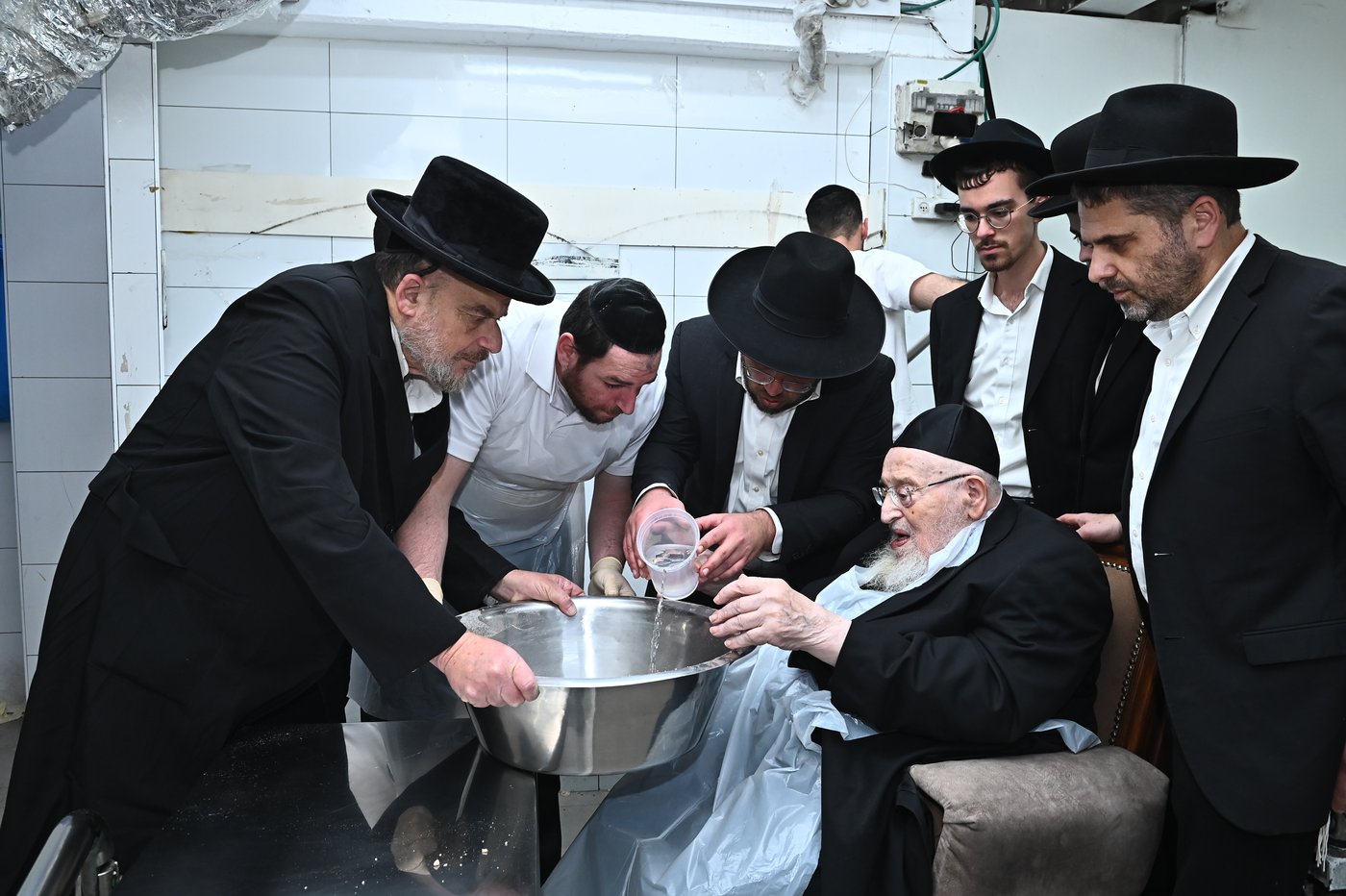 הגרמ"צ ברגמן באפיית מצות