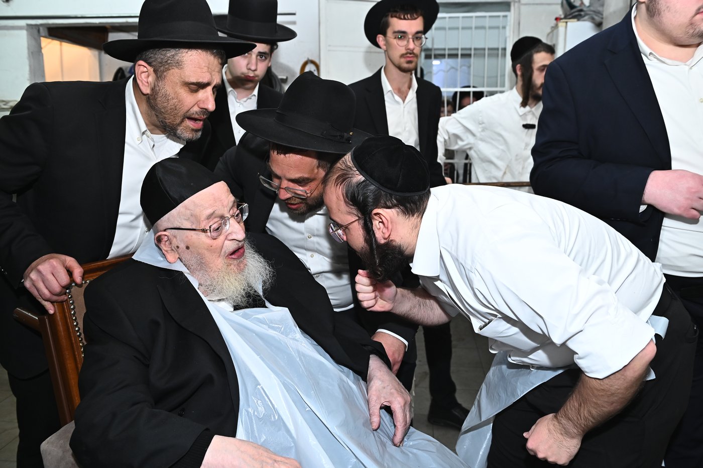 הגרמ"צ ברגמן באפיית מצות