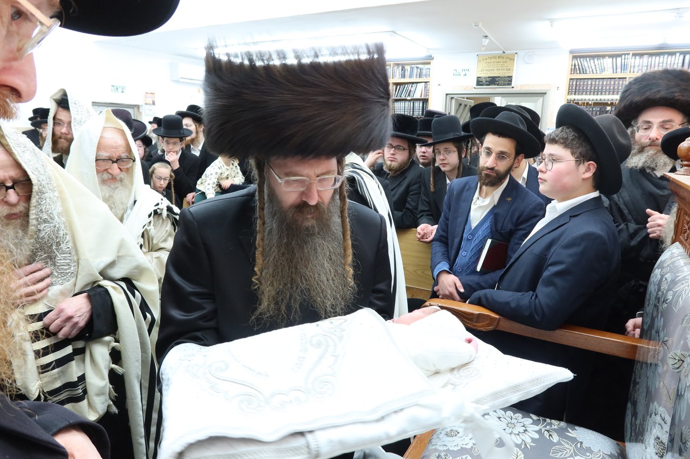 שמחת הברית לנכד האדמו"רים מטשארנאביל ומשכנות הרועים