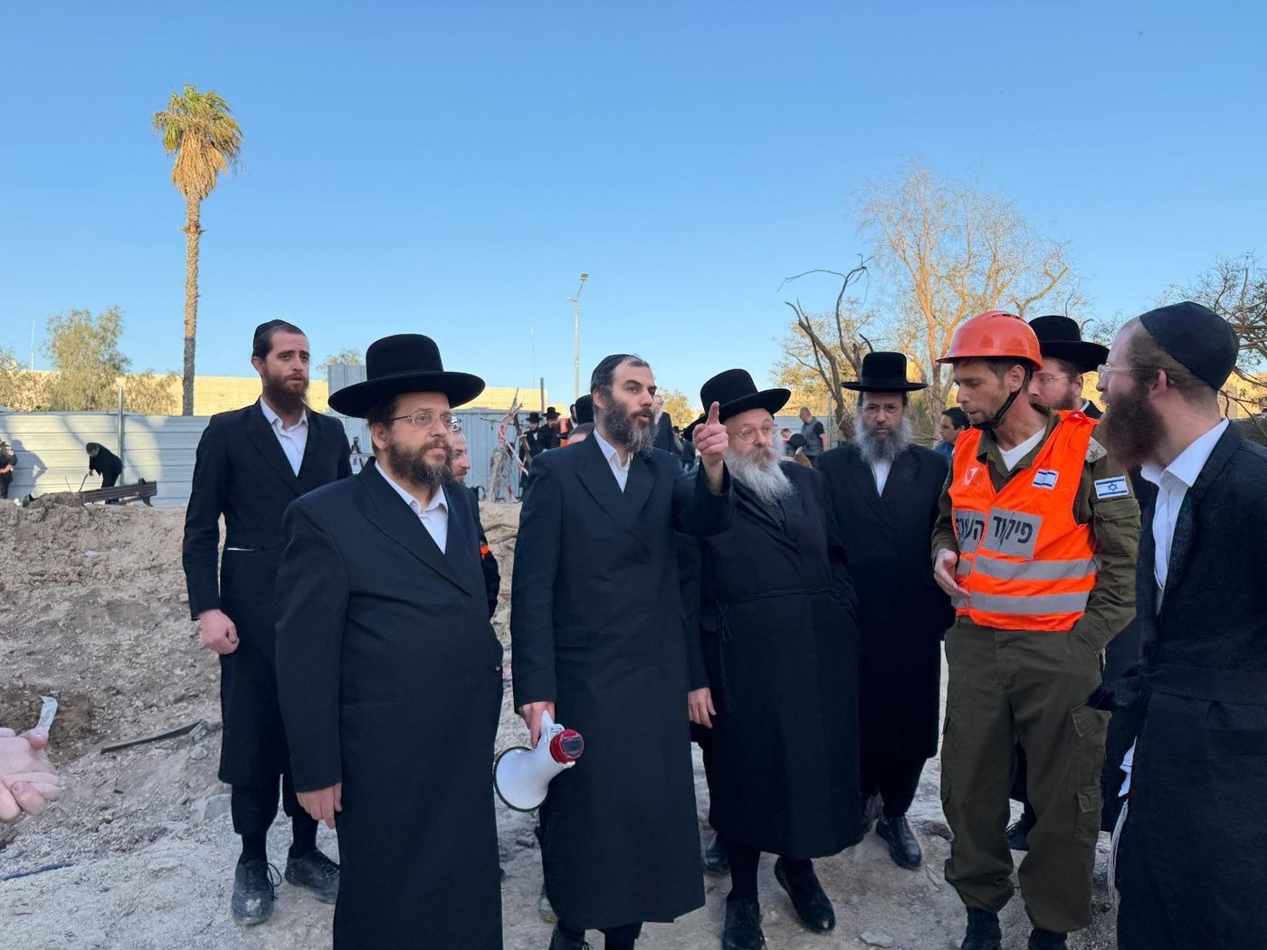 הרה"צ רבי נחמיה אלתר בביקור בערד