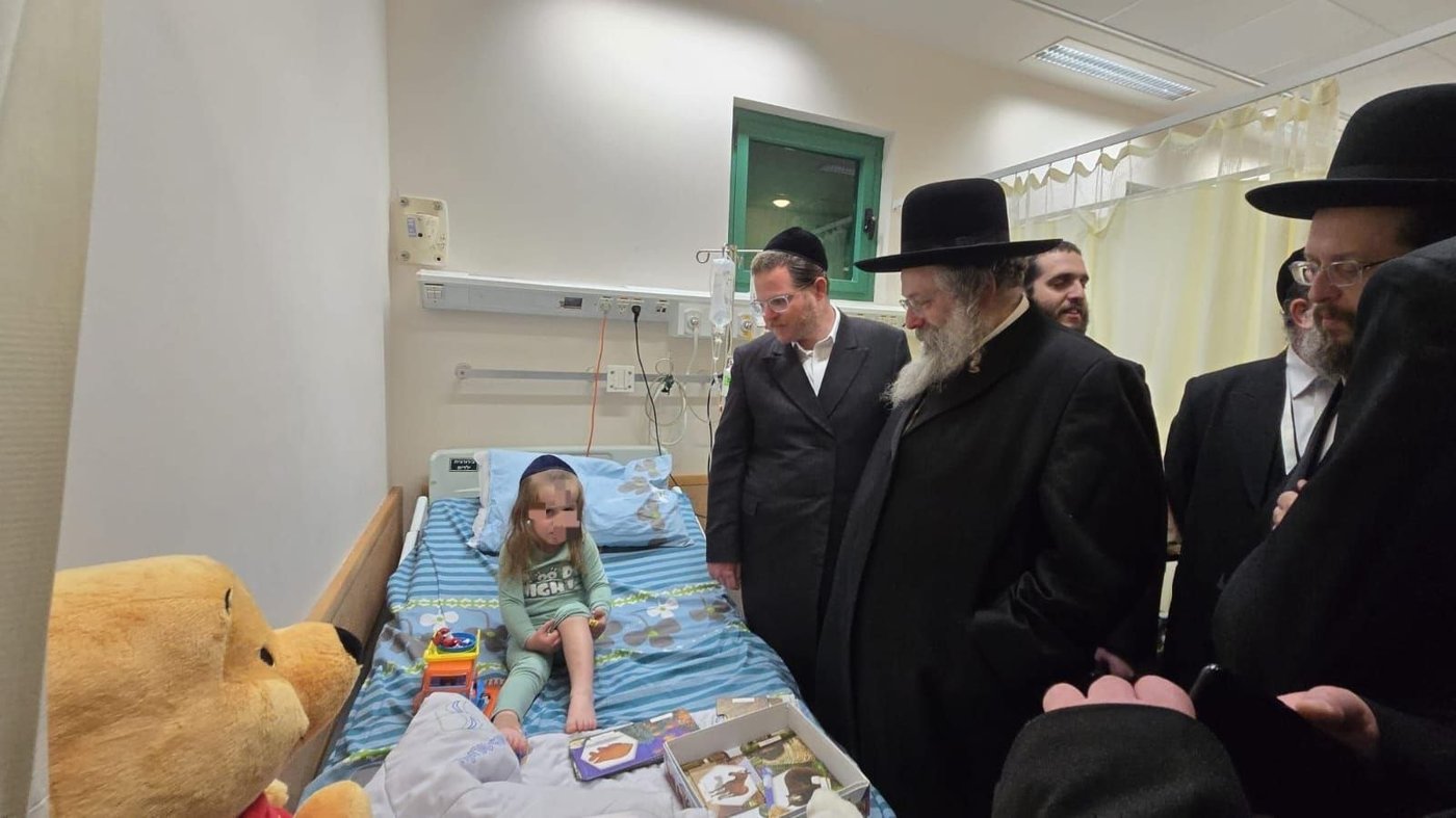 הרה"צ רבי נחמיה אלתר בביקור בסורוקה