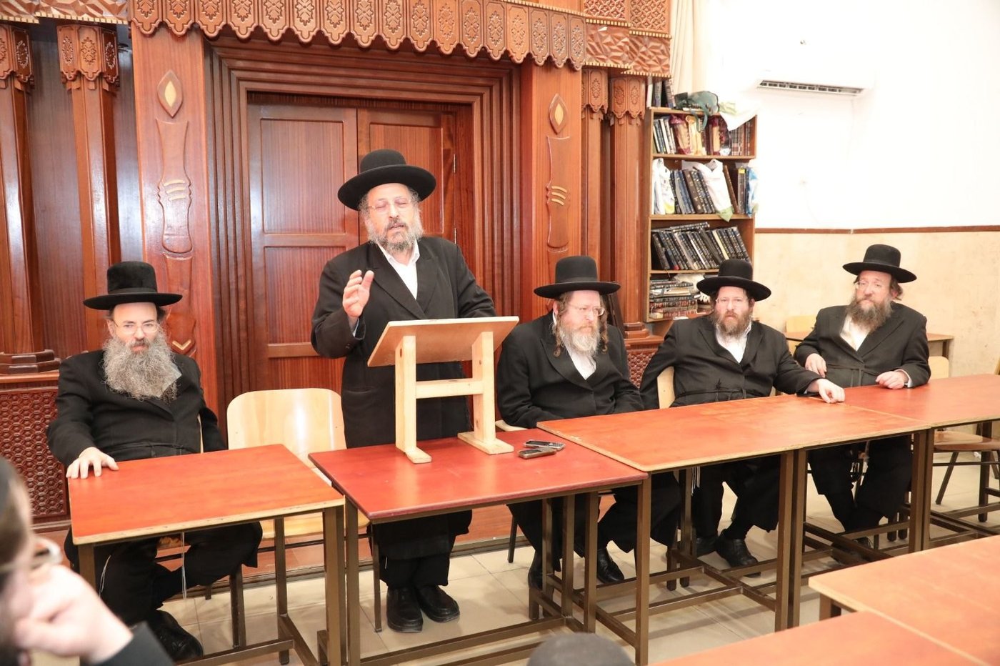 הרה"צ רבי ישראל מנחם אלתר בביקור בדימונה