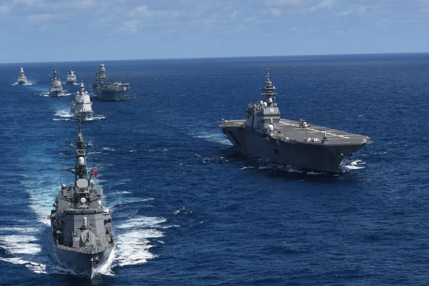 כוח המשימה היפני נערך למבצע הנועז ביותר שלו בעשורים האחרונים בהורמוז