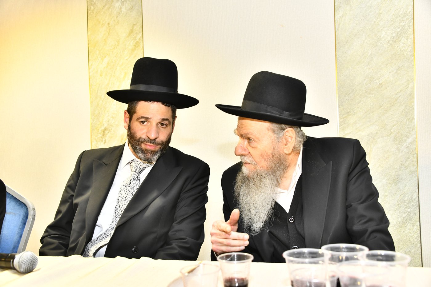 שמחת נישואי בתו של מנחם שפירא