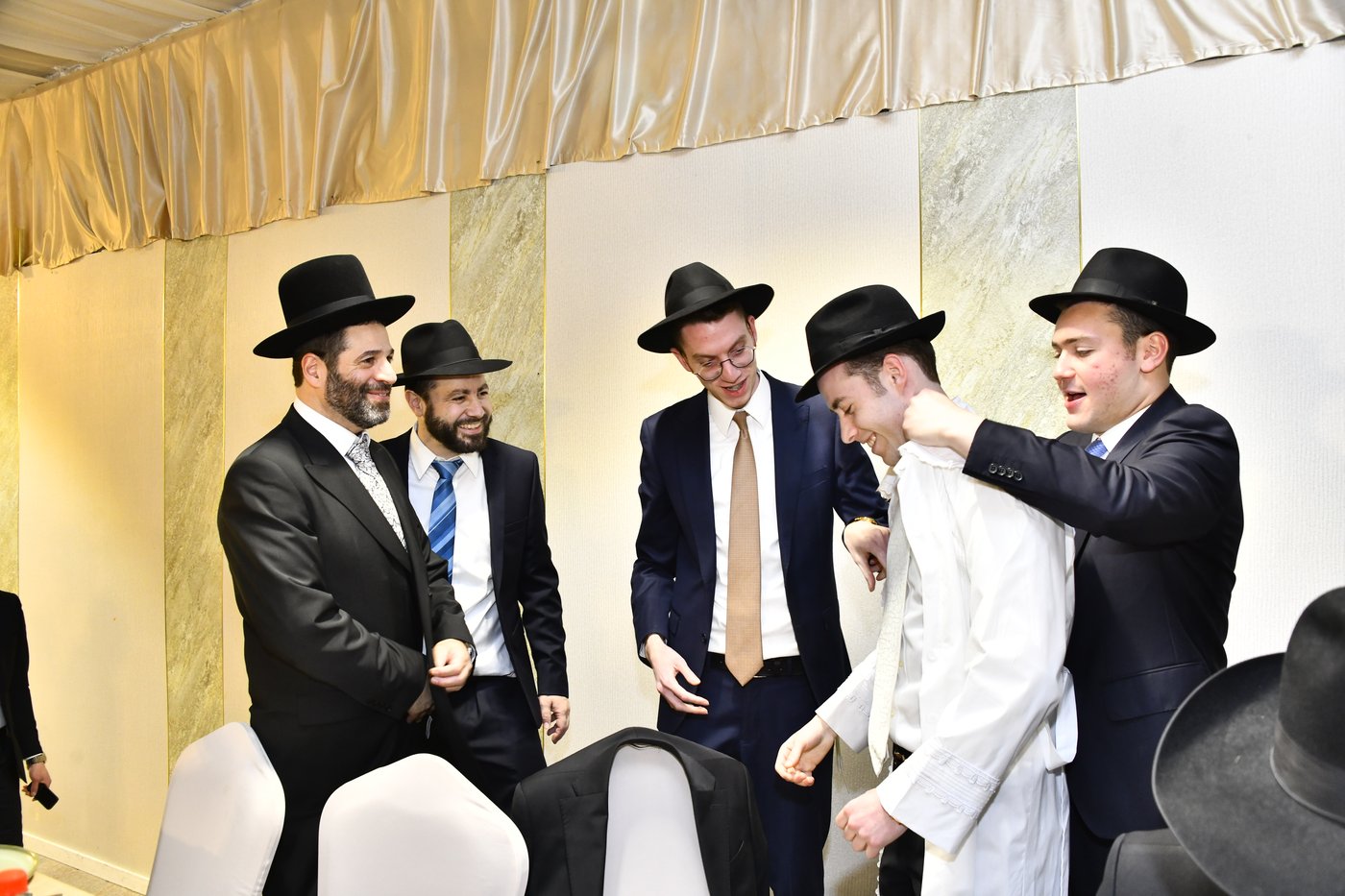 שמחת נישואי בתו של מנחם שפירא