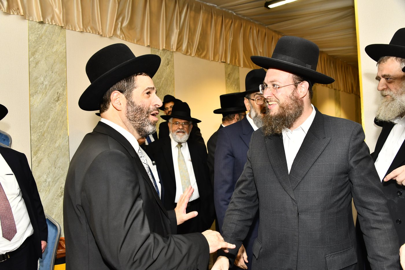 שמחת נישואי בתו של מנחם שפירא