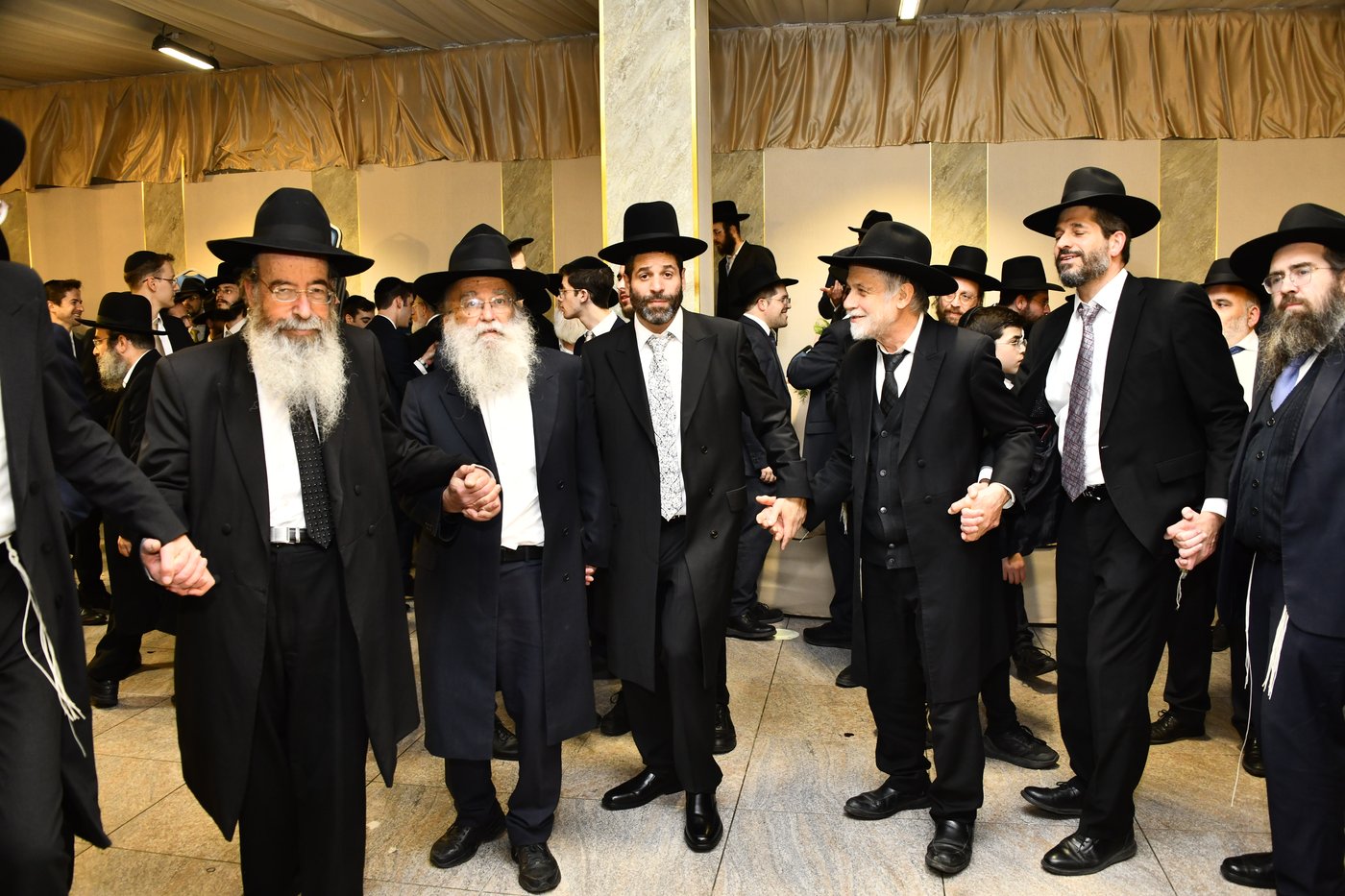 שמחת נישואי בתו של מנחם שפירא