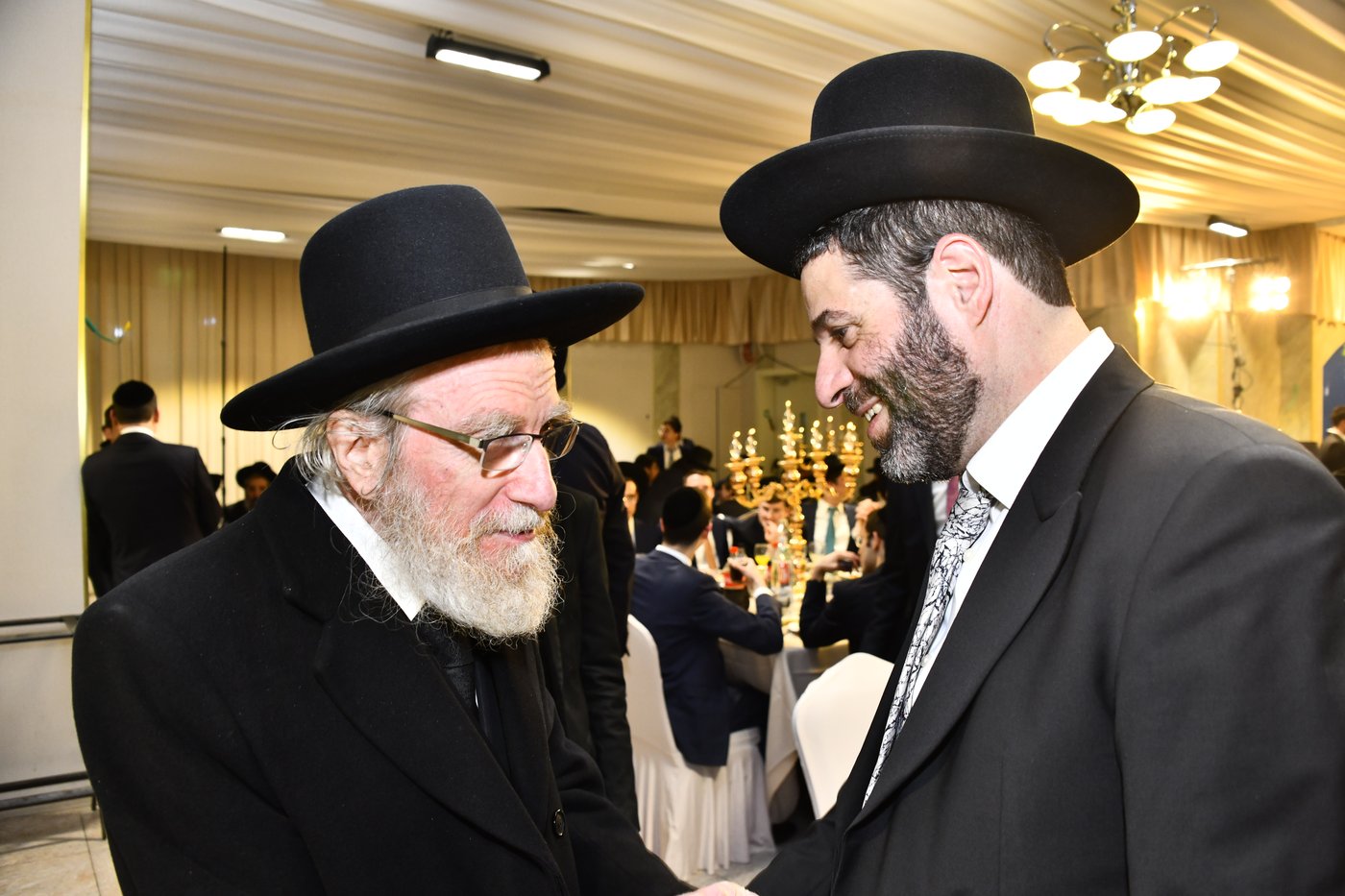 שמחת נישואי בתו של מנחם שפירא