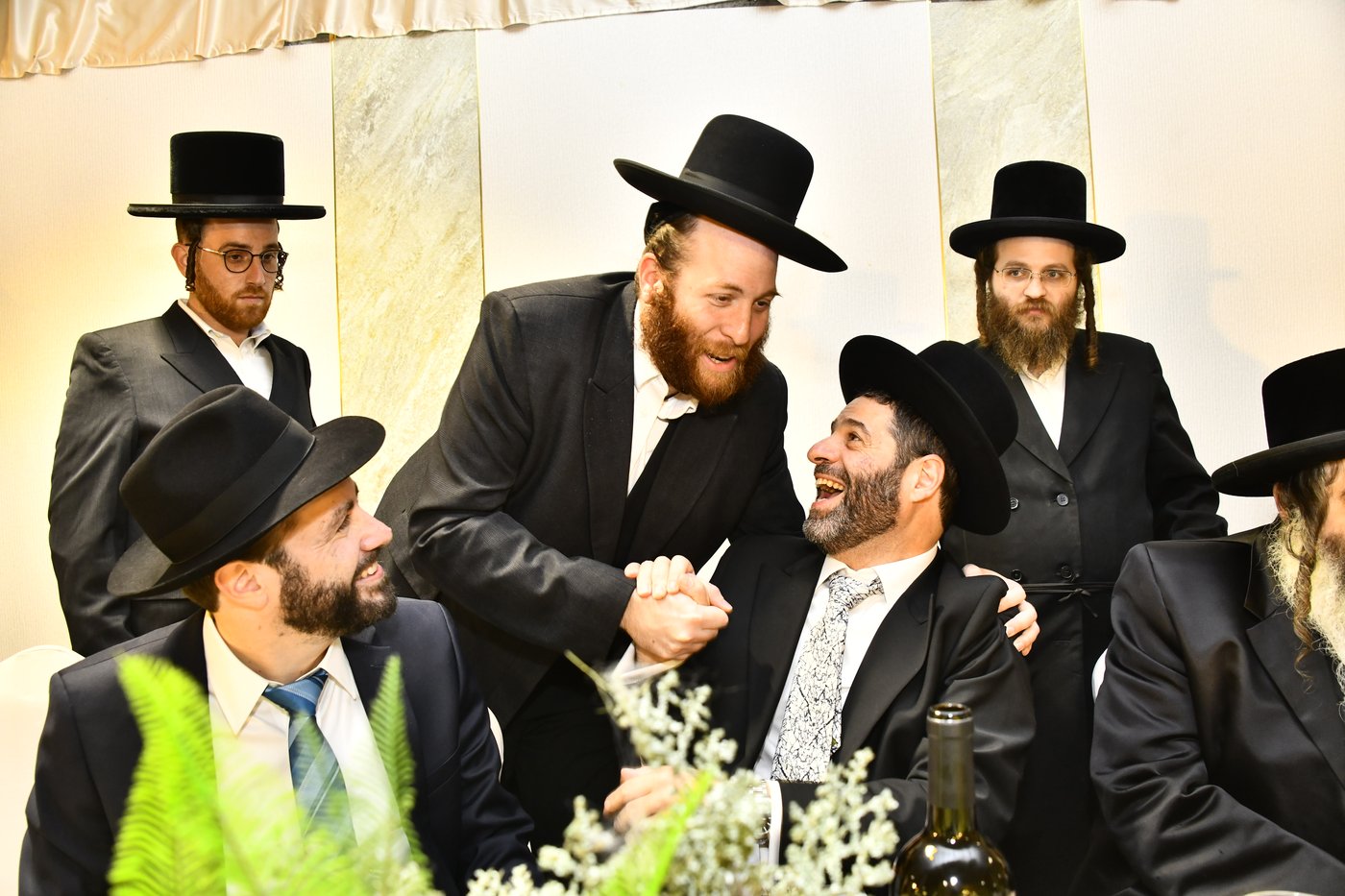 שמחת נישואי בתו של מנחם שפירא