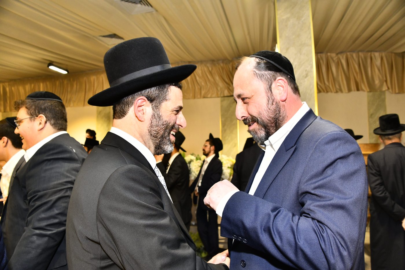 שמחת נישואי בתו של מנחם שפירא