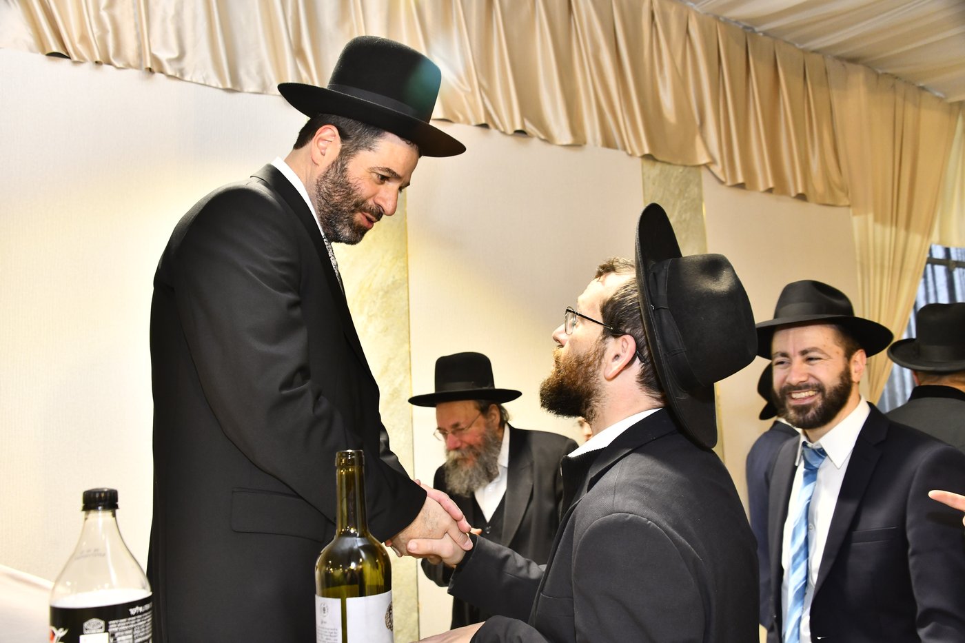 שמחת נישואי בתו של מנחם שפירא