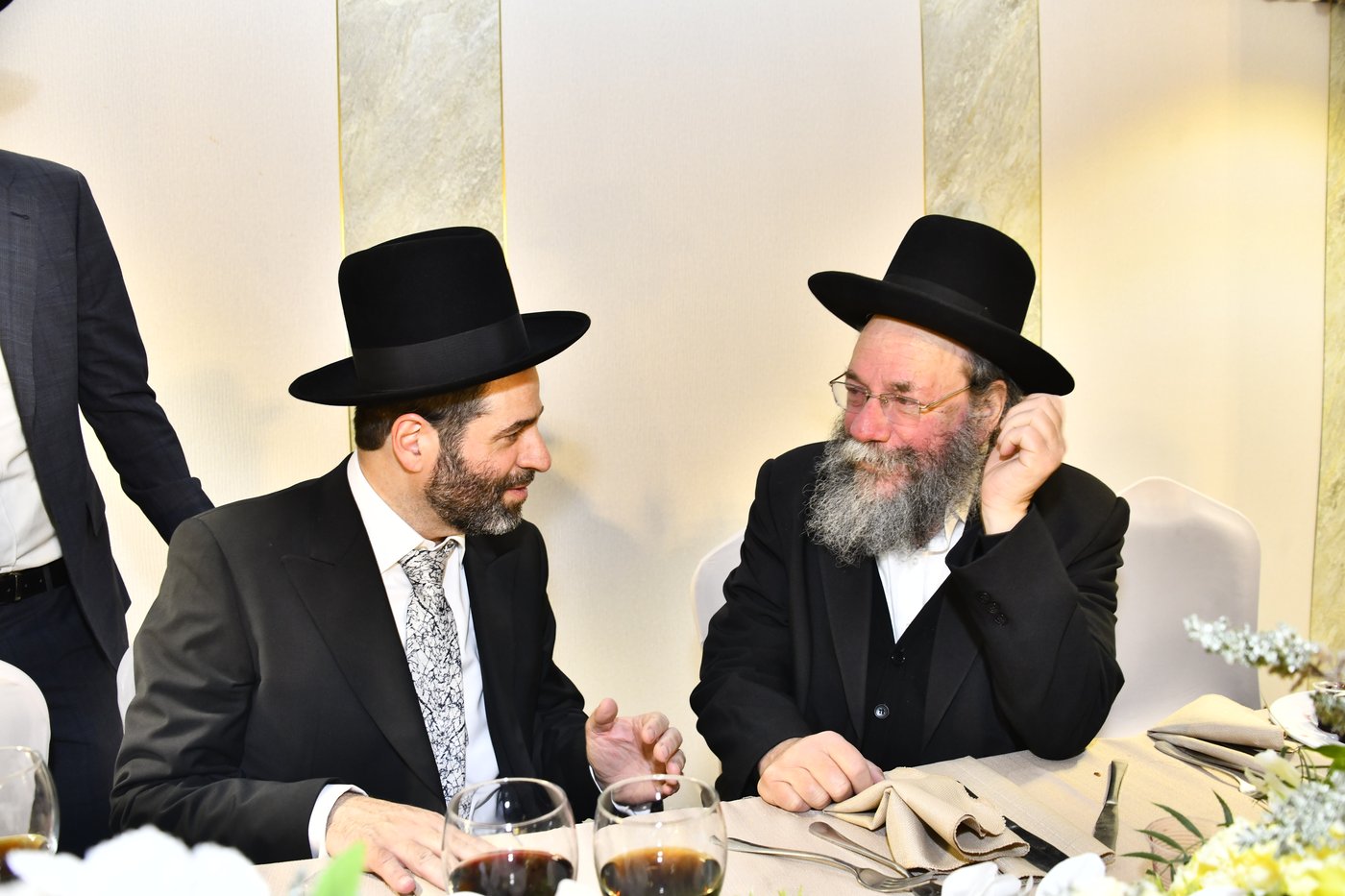 שמחת נישואי בתו של מנחם שפירא