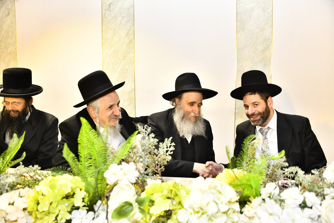 שמחת נישואי בתו של מנחם שפירא