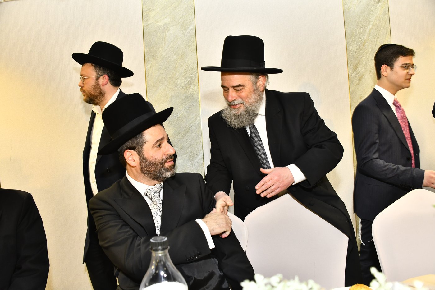 שמחת נישואי בתו של מנחם שפירא