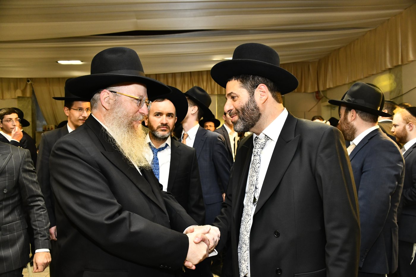 שמחת נישואי בתו של מנחם שפירא