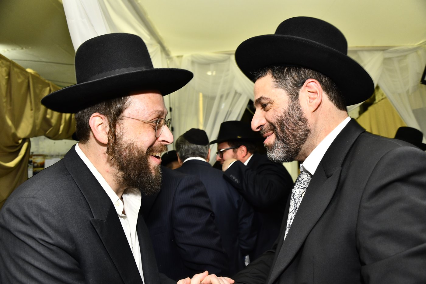 שמחת נישואי בתו של מנחם שפירא