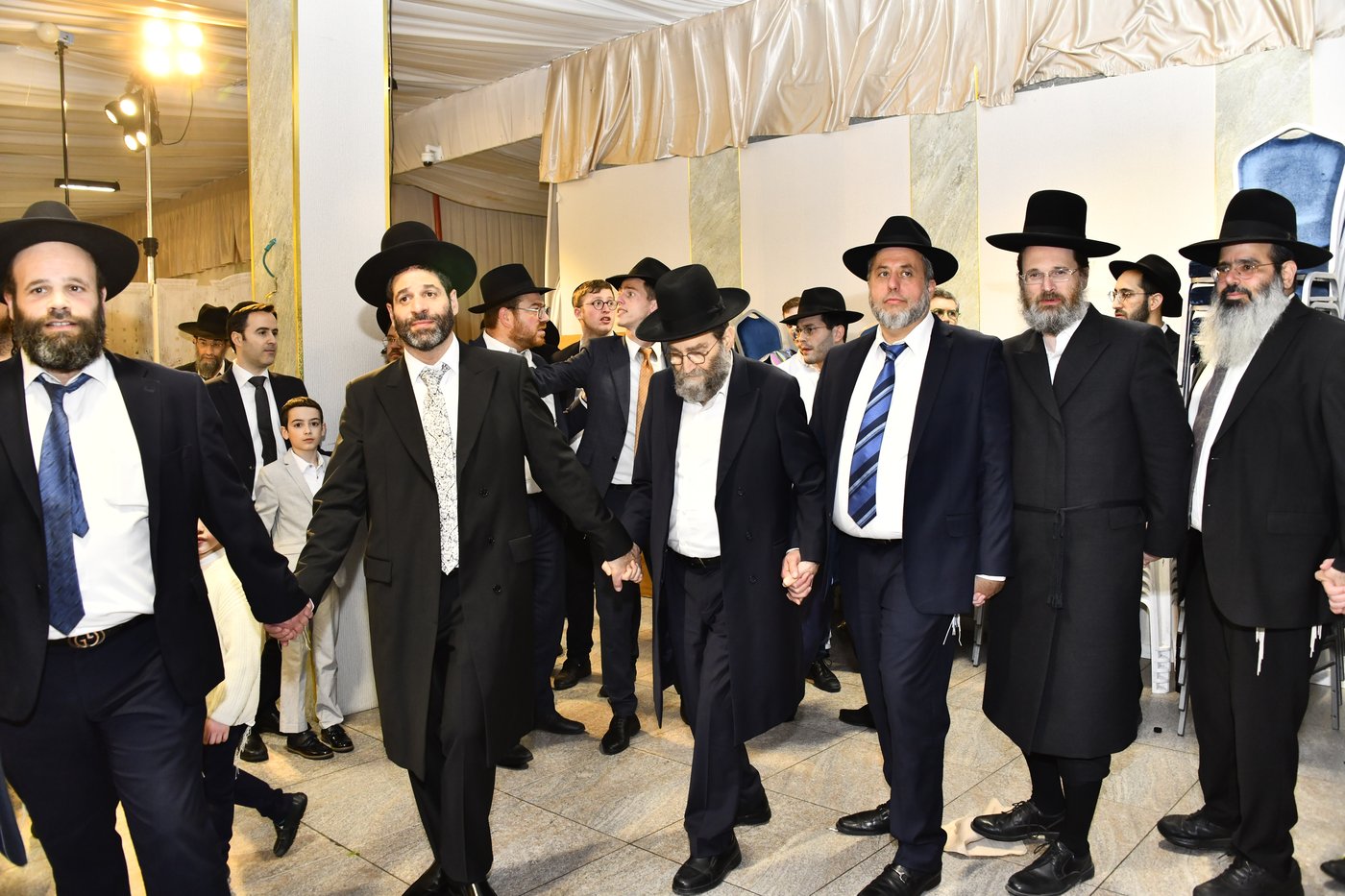 שמחת נישואי בתו של מנחם שפירא