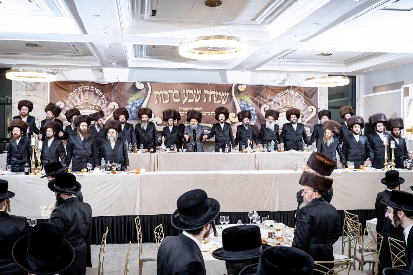 שמחת שבע הברכות בבאבוב 45