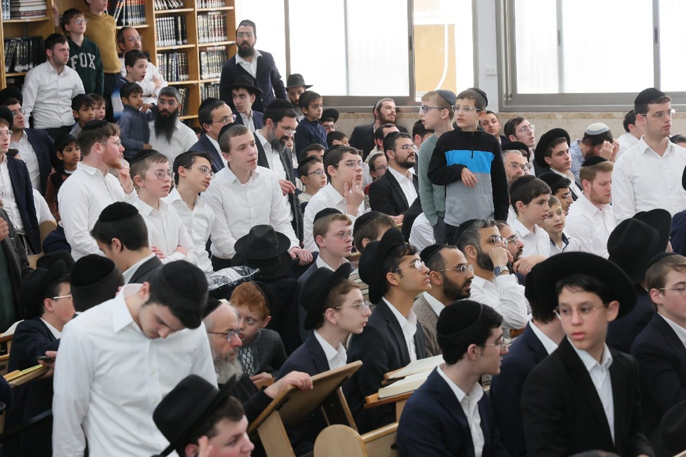 הגר"י זילברשטיין בביקור חיזוק ברחובות