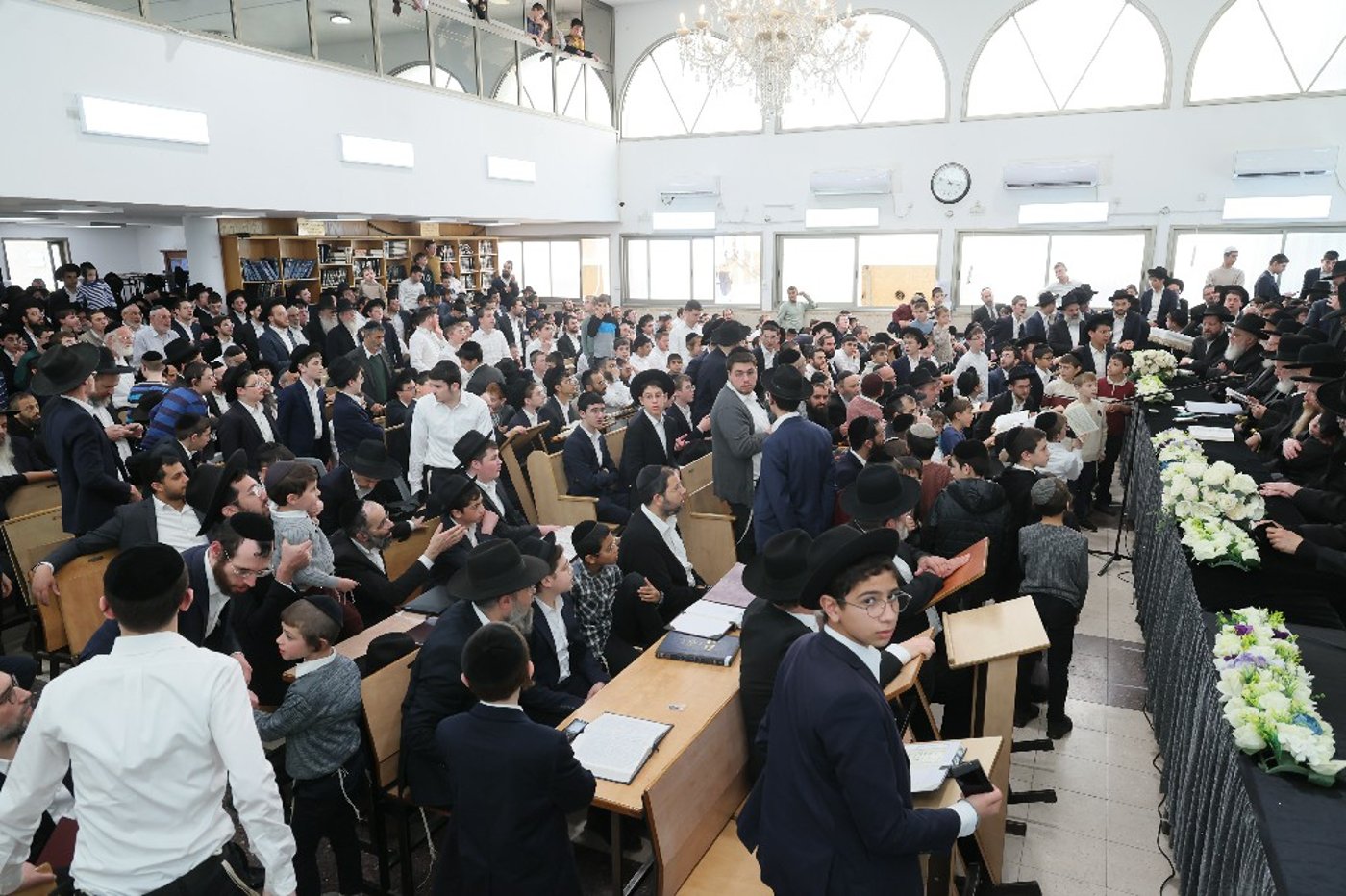 הגר"י זילברשטיין בביקור חיזוק ברחובות