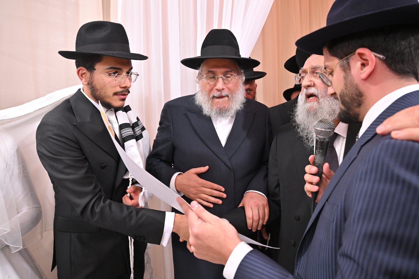 שמחת נישואי בן האדמו"ר רבי אברהם מסעוד יהודיוף