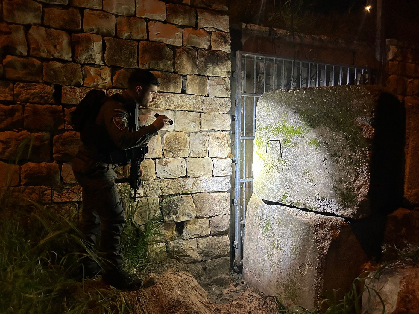 השב"חים לאחר שנתפסו