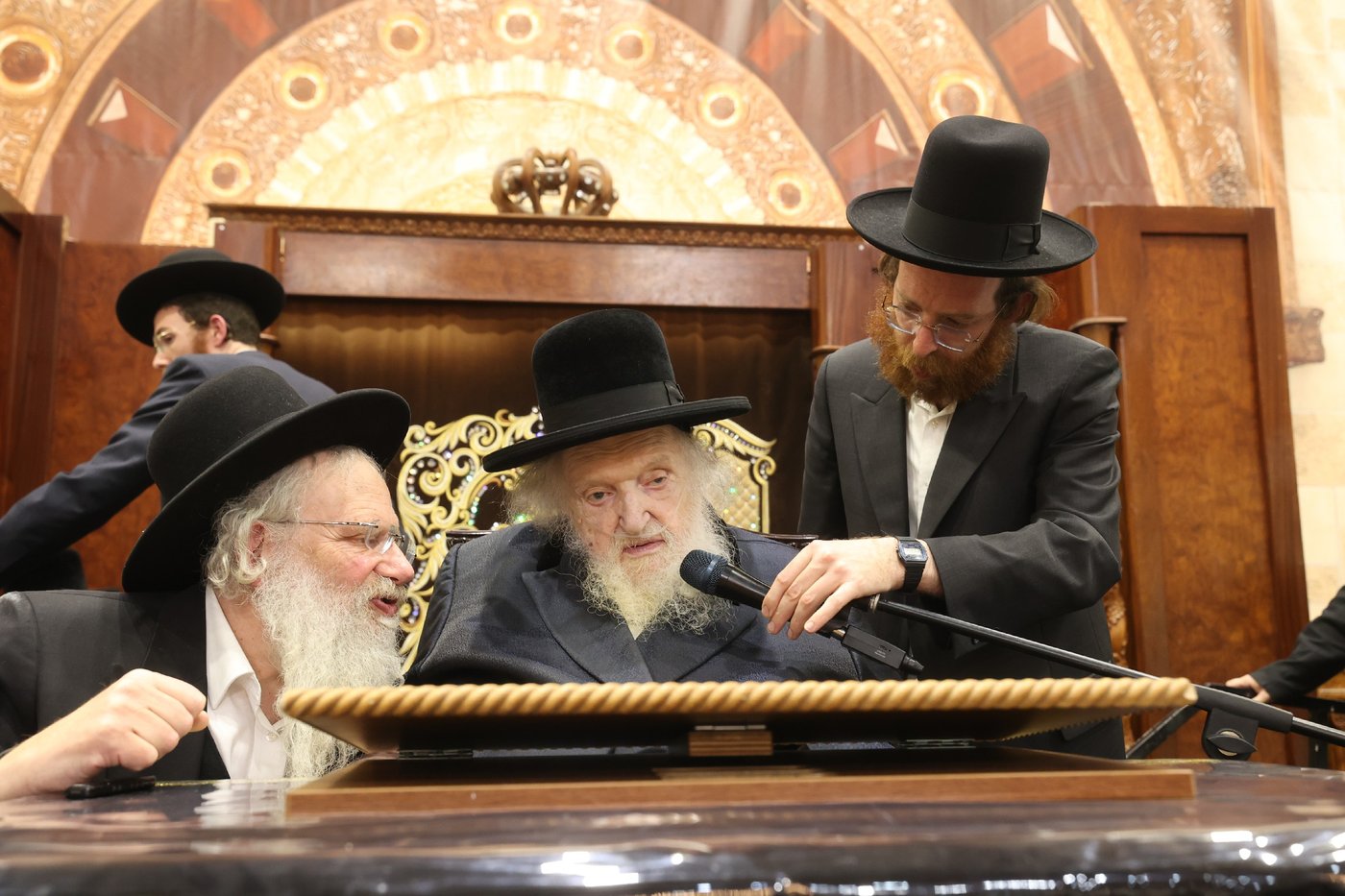 הגר"מ שטרנבוך בדרשת שבת הגדול