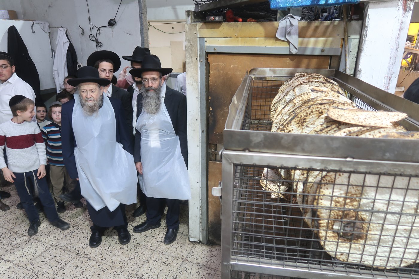 המקובל הגה"צ רבי דוד בצרי באפיית מצות