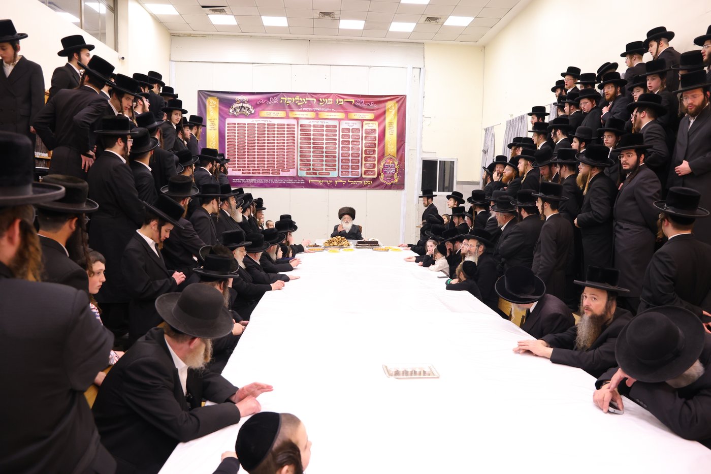 האדמו"ר מנדבורנה ירושלים בברכת האילנות