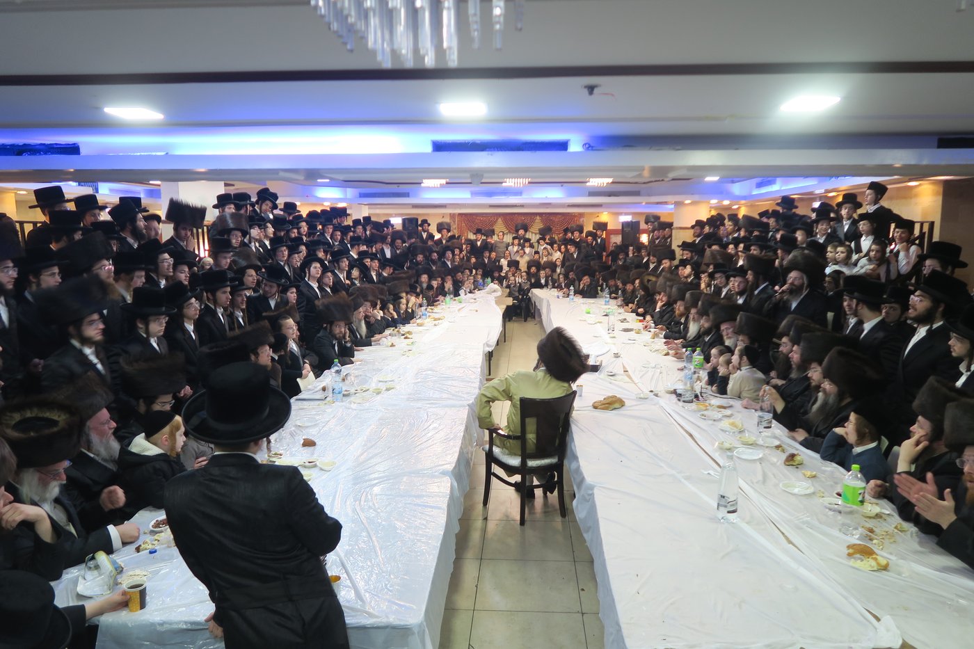 הרה"צ רבי אלימלך בידרמן שבת באלעד