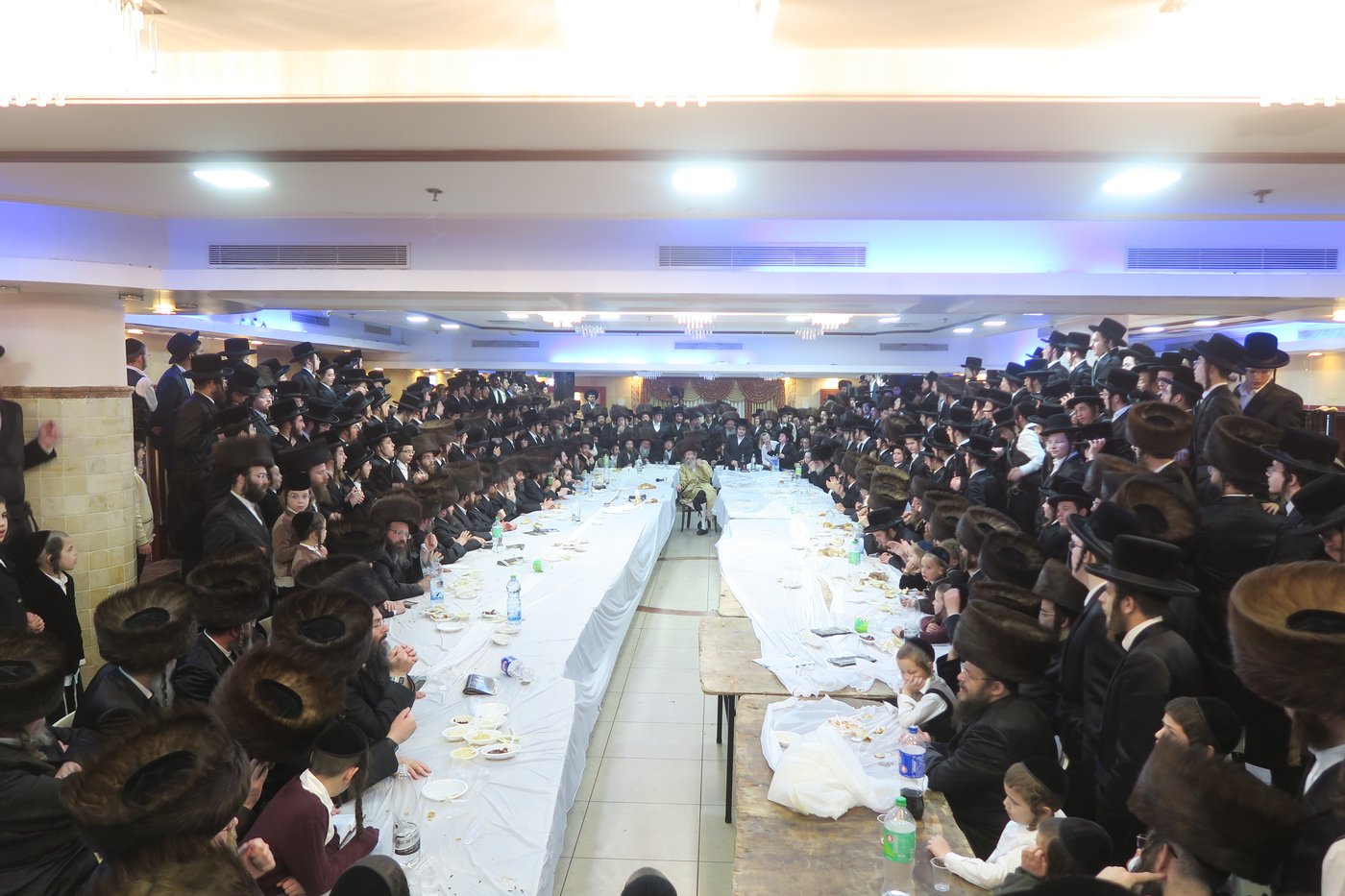 הרה"צ רבי אלימלך בידרמן שבת באלעד