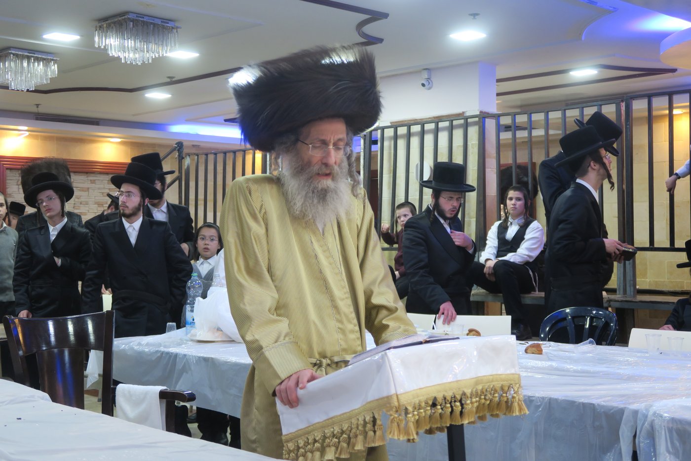 הרה"צ רבי אלימלך בידרמן שבת באלעד