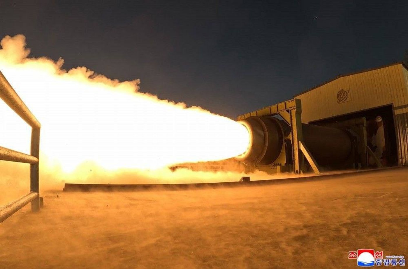 קים ג'ונג און חושף נשק שובר שוויון ומנוע אימתני