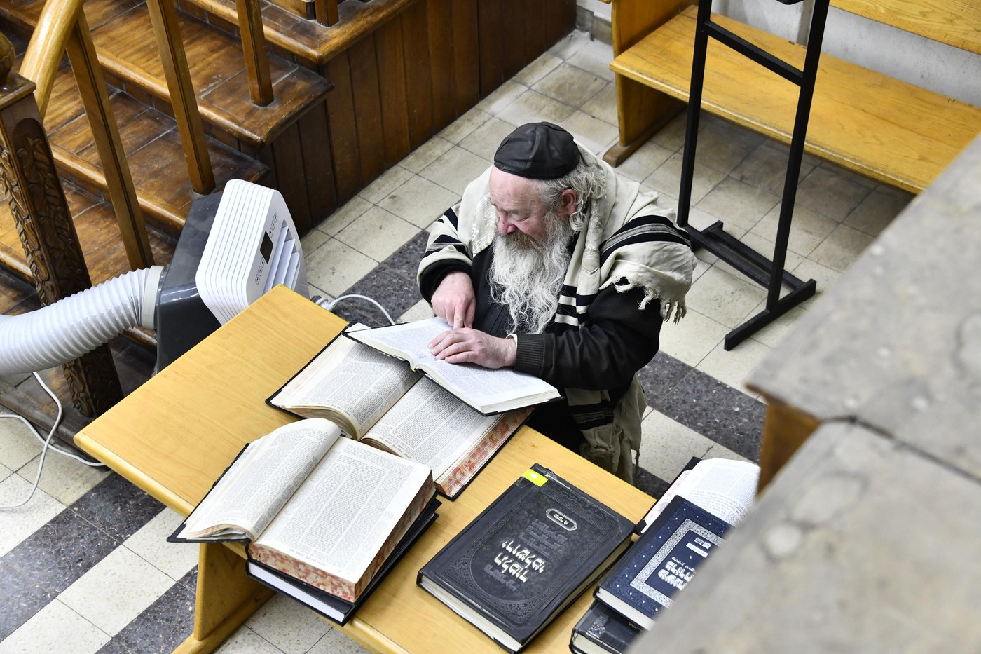 המקובל רבי יעקב עדס בשיחתו בכולל חזון איש