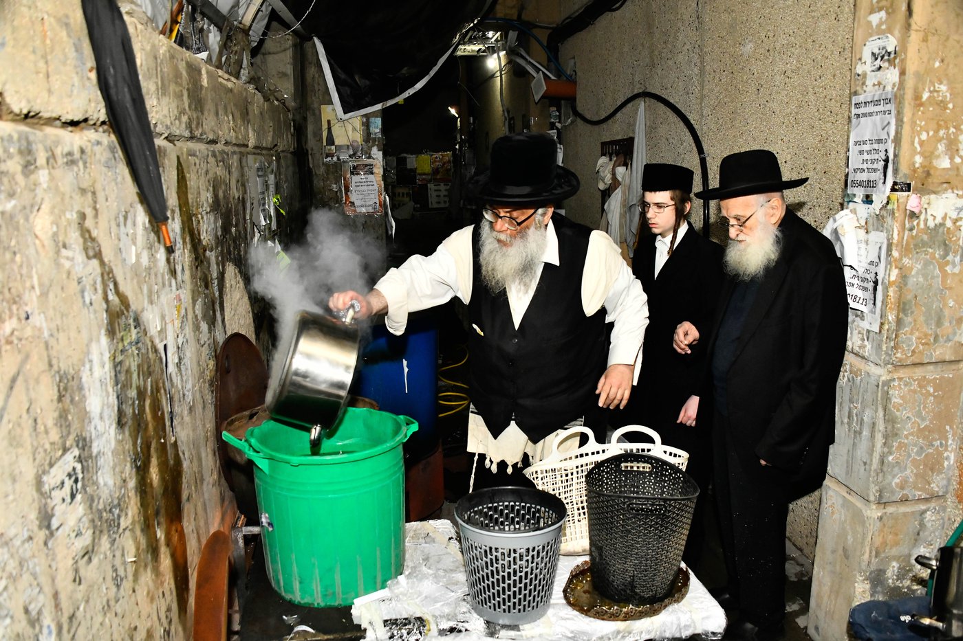 אווירת ערב חג הפסח בבני ברק