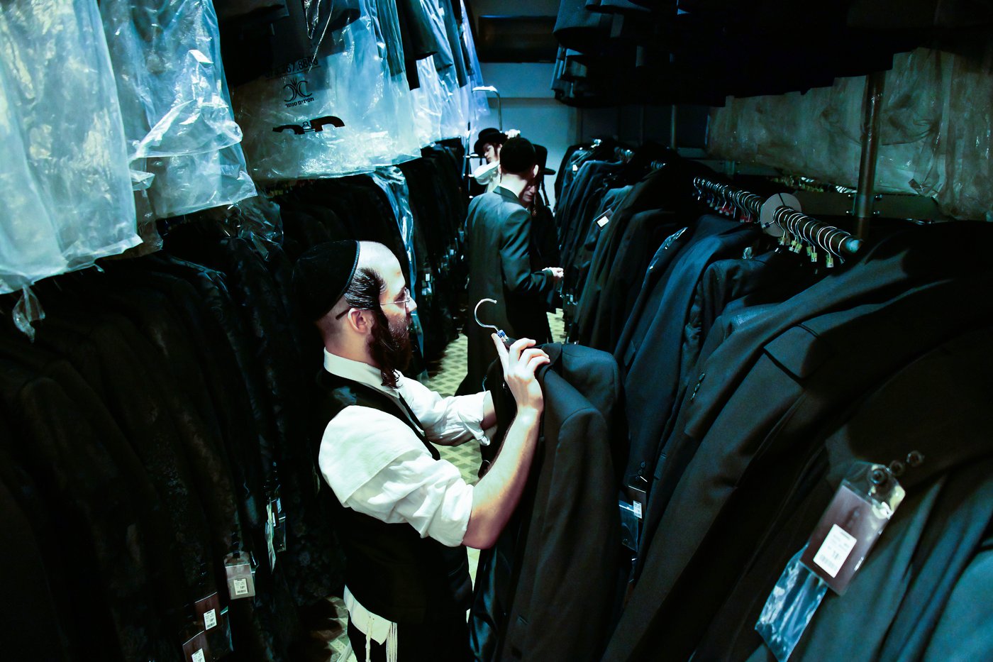 אווירת ערב חג הפסח בבני ברק