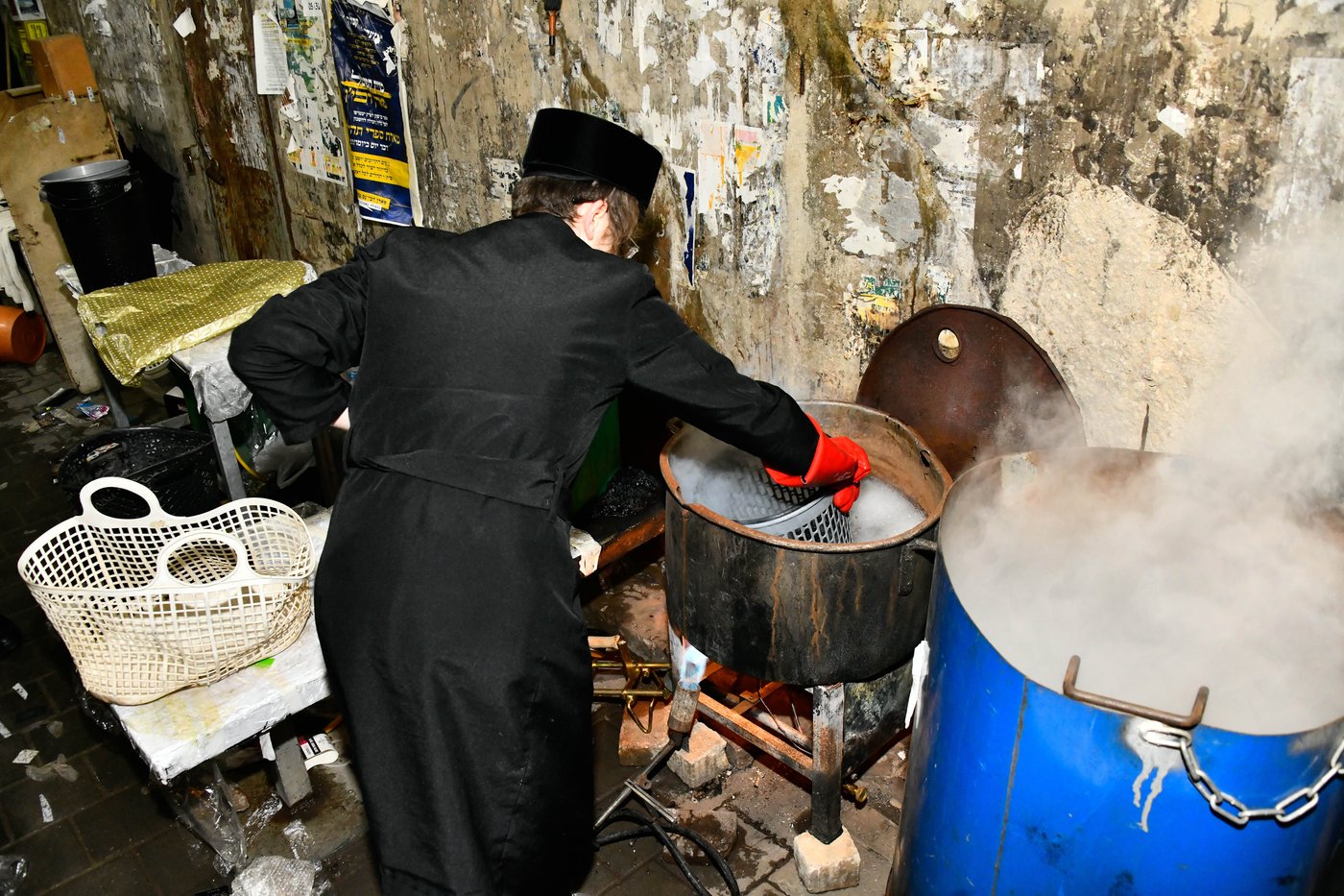 אווירת ערב חג הפסח בבני ברק