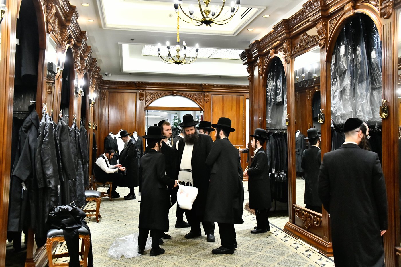 אווירת ערב חג הפסח בבני ברק