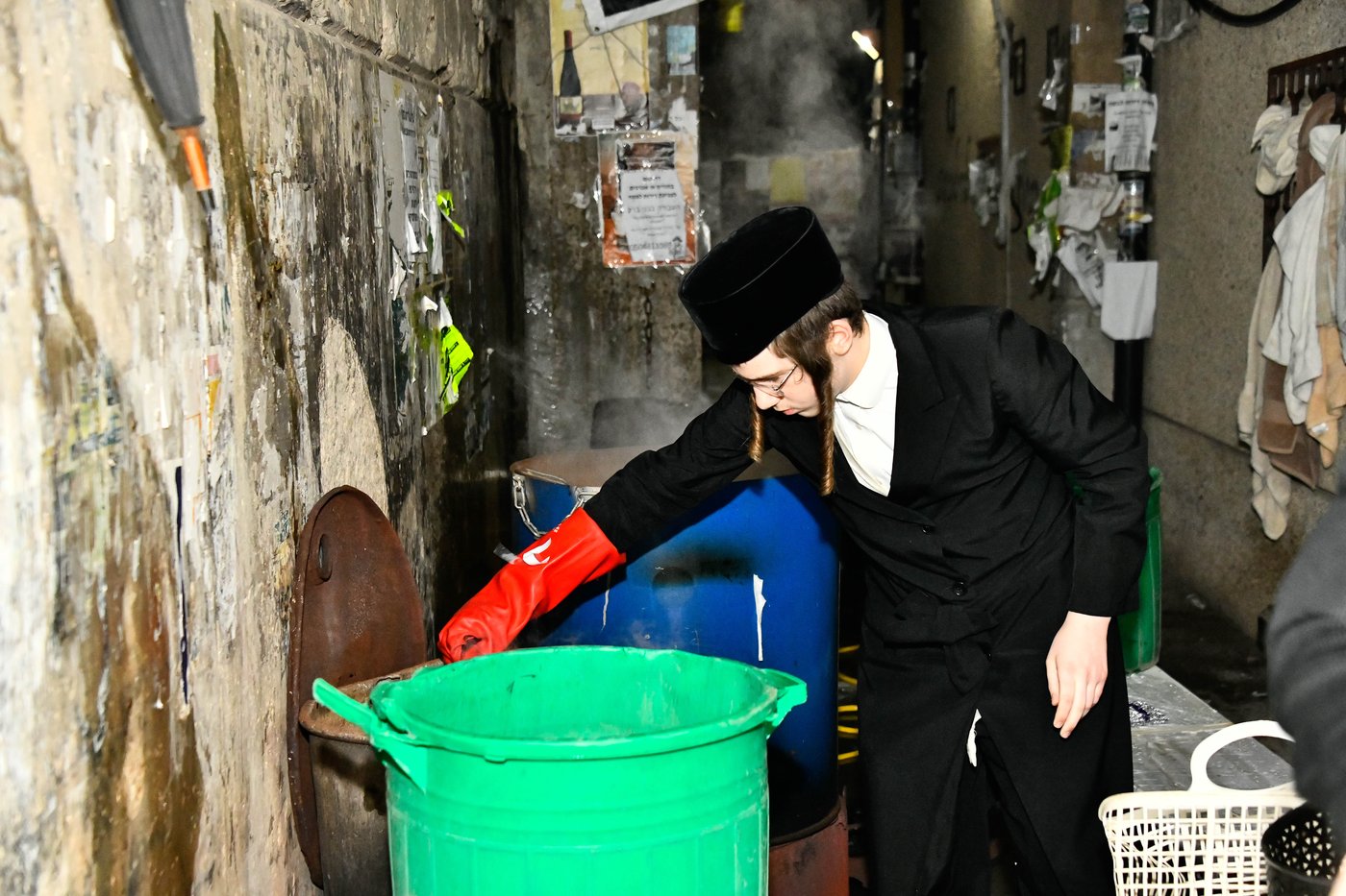 אווירת ערב חג הפסח בבני ברק