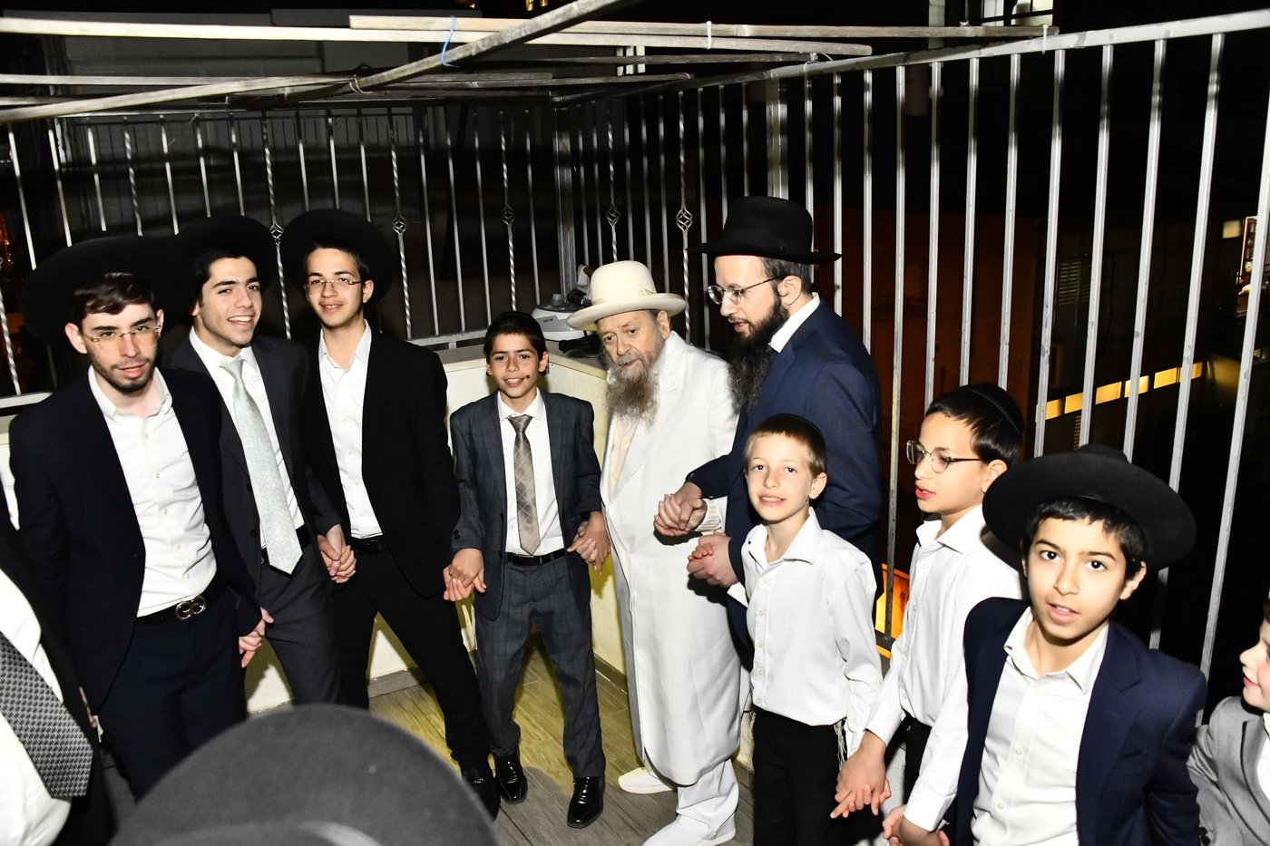 מוצאי שבת הגדול אצל המקובל רבי דוד בצרי