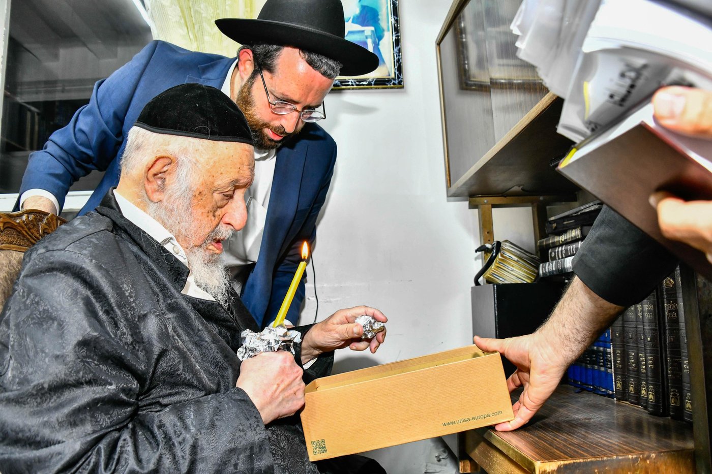 הגרב"ד פוברסקי בבדיקת חמץ