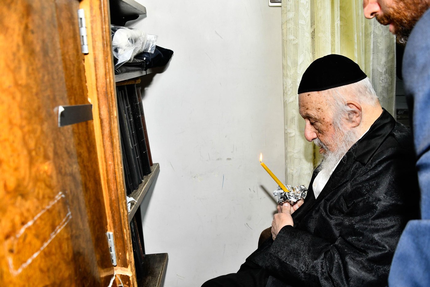 הגרב"ד פוברסקי בבדיקת חמץ