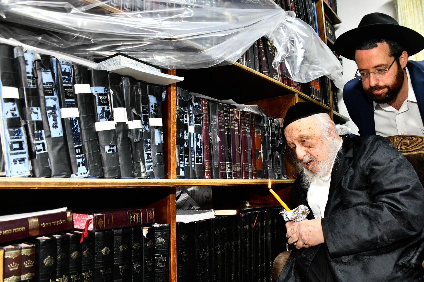 הגרב"ד פוברסקי בבדיקת חמץ