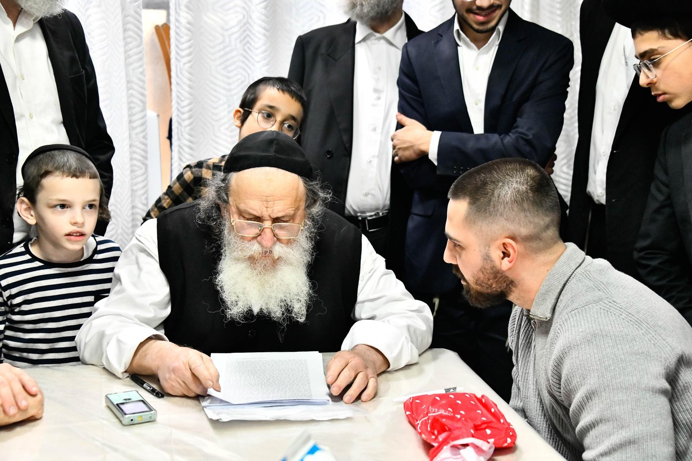 מכירת חמץ בבד"ץ של הגר"נ קרליץ