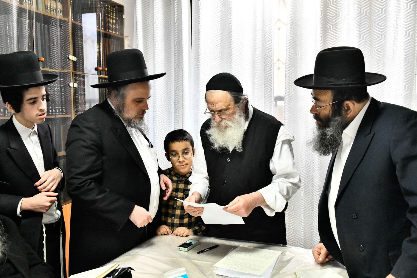 מכירת חמץ בבד"ץ של הגר"נ קרליץ