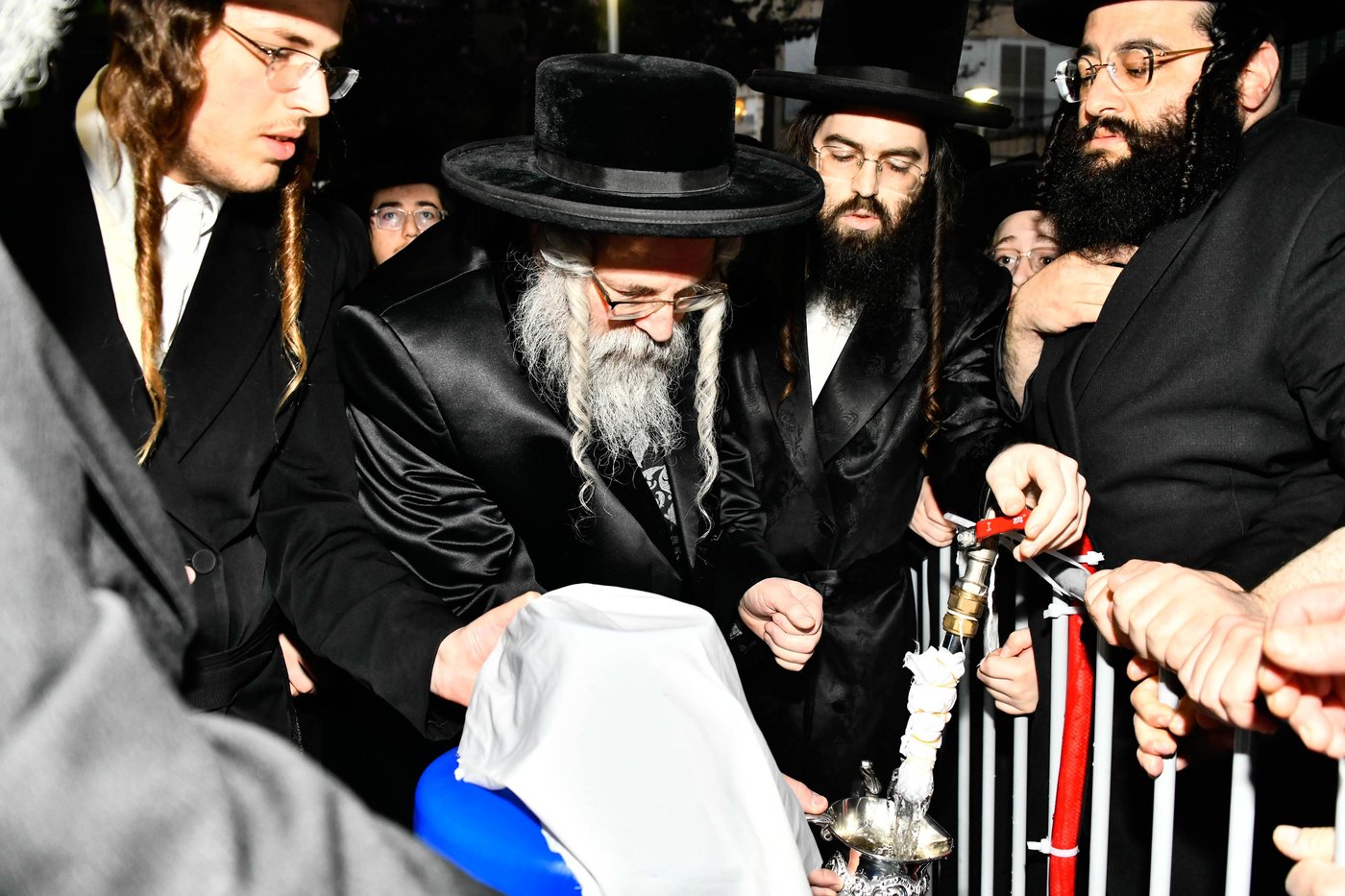 האדמו"ר מראחוב במים שלנו